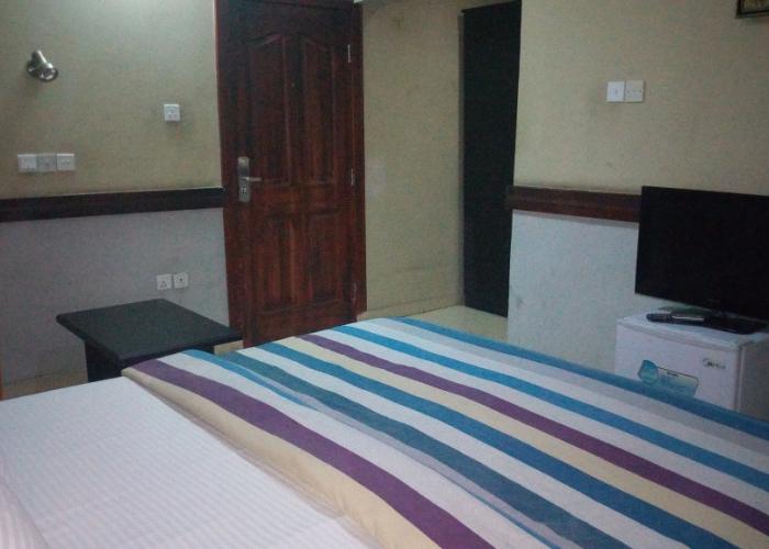 Brighton Hotel and Suites