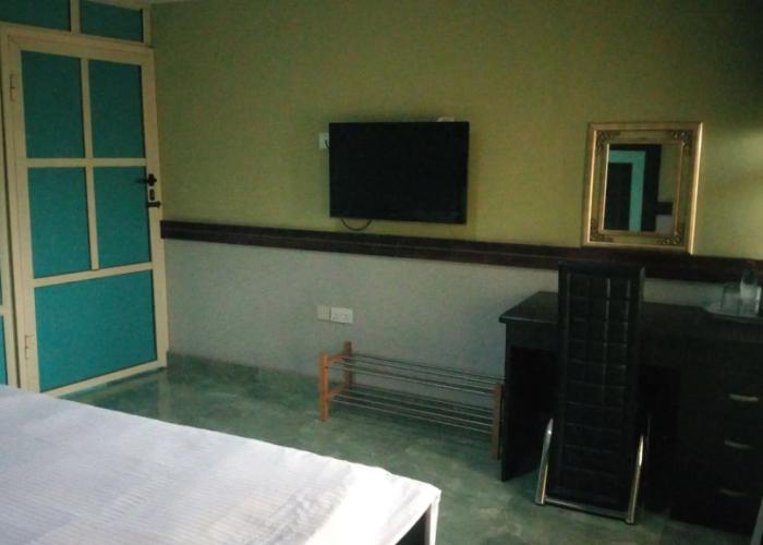 Brighton Hotel and Suites