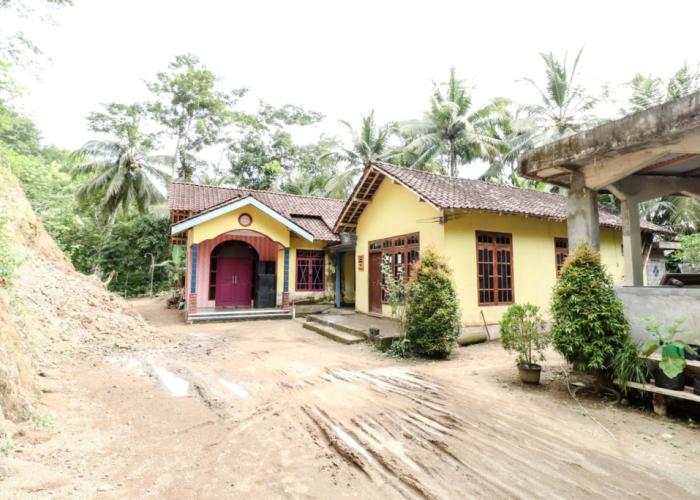 Kasmiyem Homestay By Zuzu
