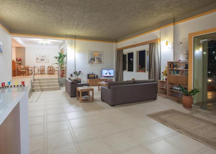 Fotis Studios Apartments