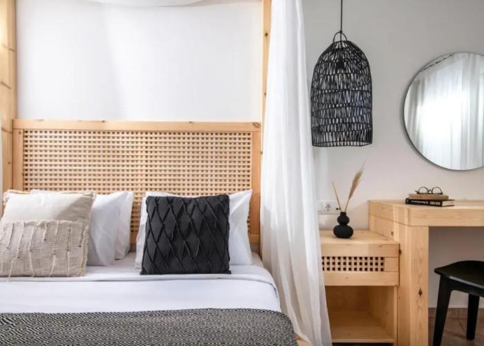 Elea Suites & Residences