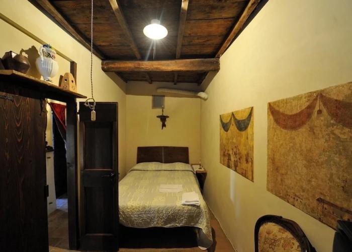 Preta Nera Intera in Giuliano di Roma
