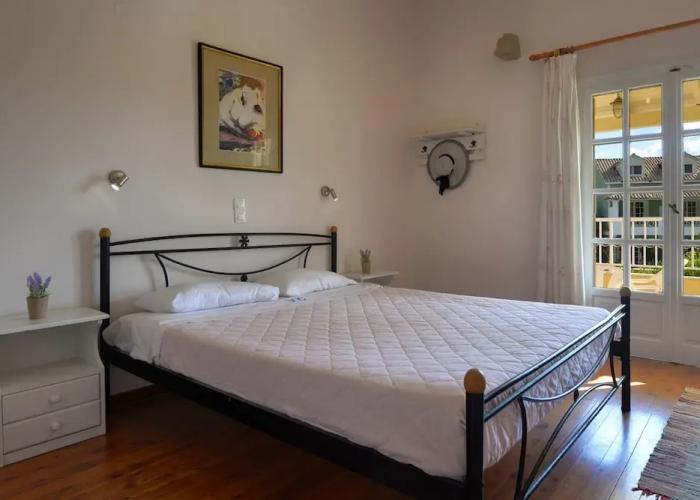 Valentino Corfu