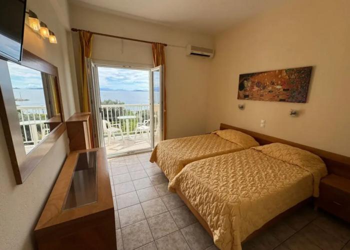 Ipsos Beach Hotel