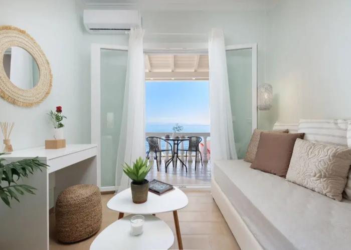Marina Beachfront Apartment by Konnect, Ipsos Corfu