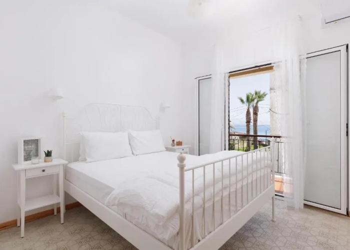The Island Life Apartments by Konnect, Ipsos Beach