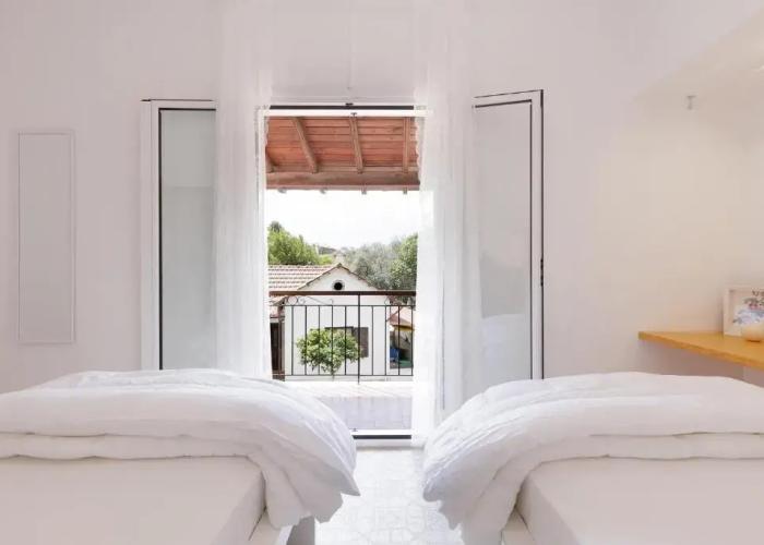 The Island Life Apartments by Konnect, Ipsos Beach
