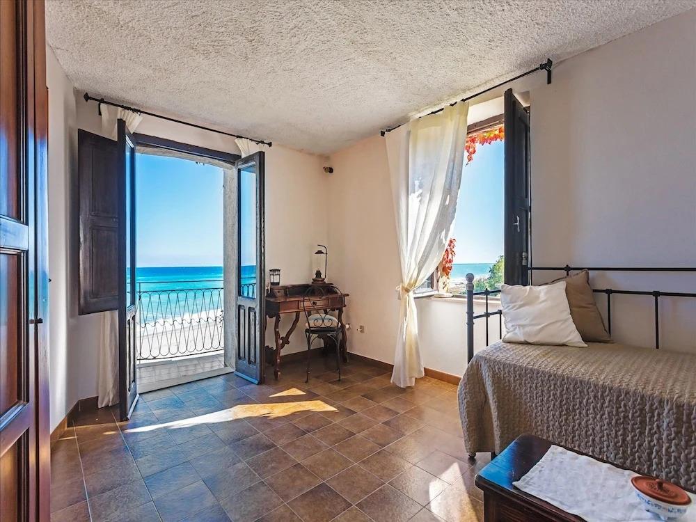 Belvilla by OYO The Tower