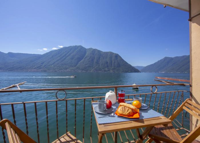 Colonno Fronte Lago