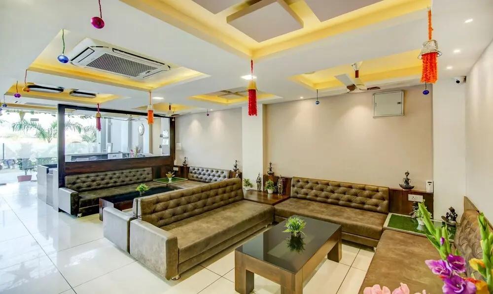 фото The Tripti Hotel