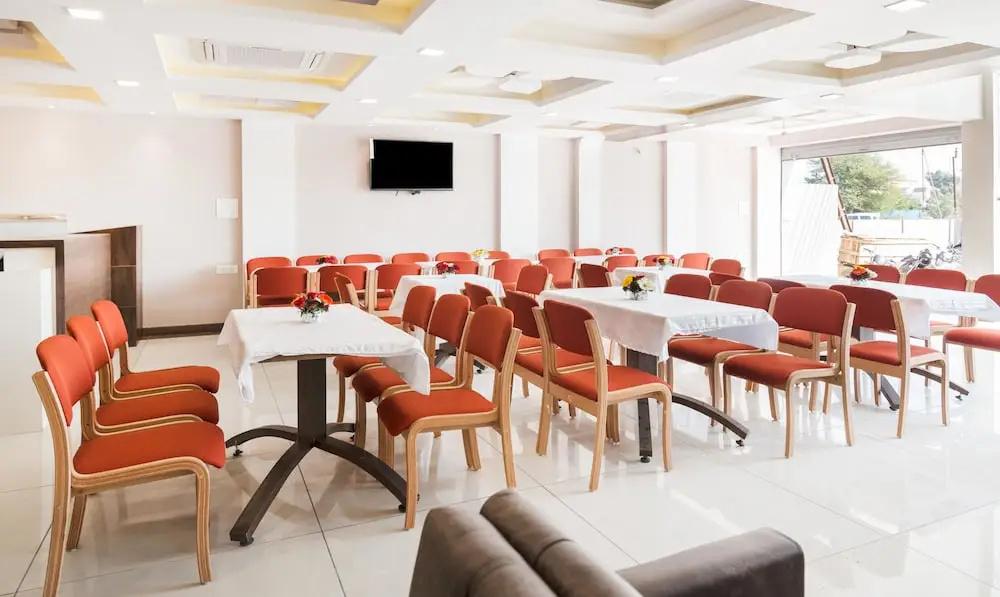 фото The Tripti Hotel