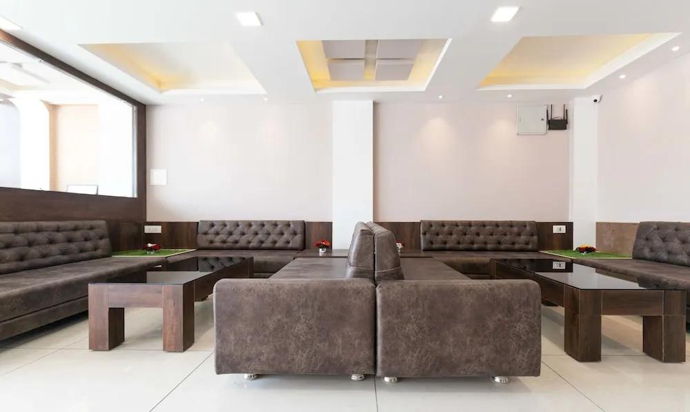 фото The Tripti Hotel