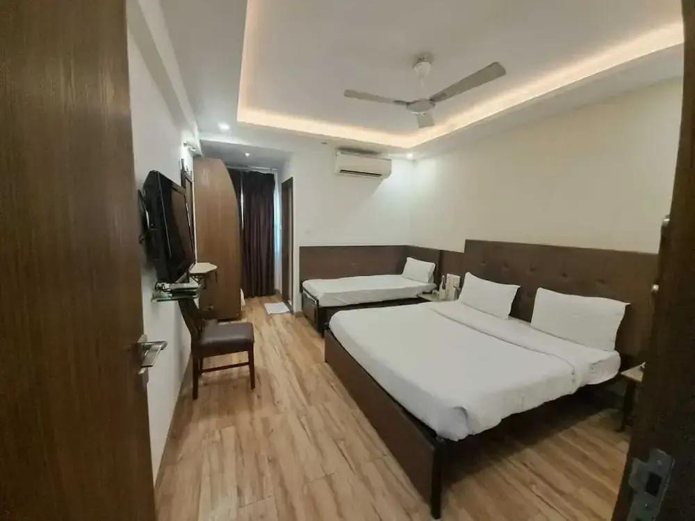 фото Alba Premier Indore
