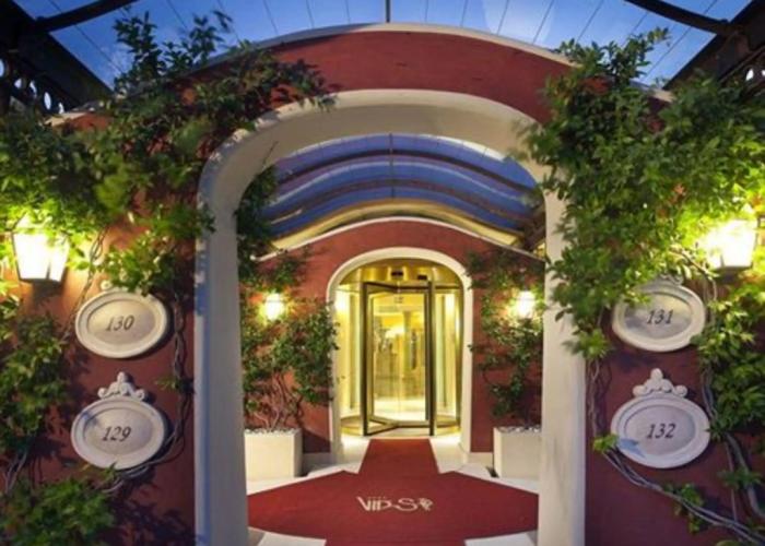 Vip's Motel Luxury Accommodation & Spa