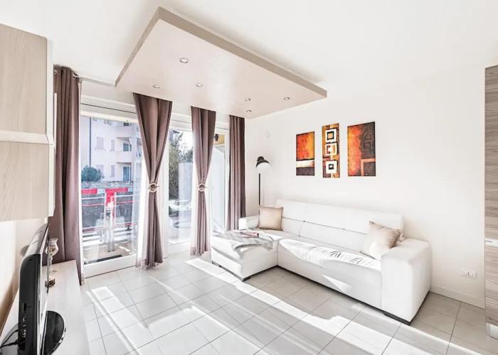 Le Corti Caterina B2 Apartment by Wonderful Italy