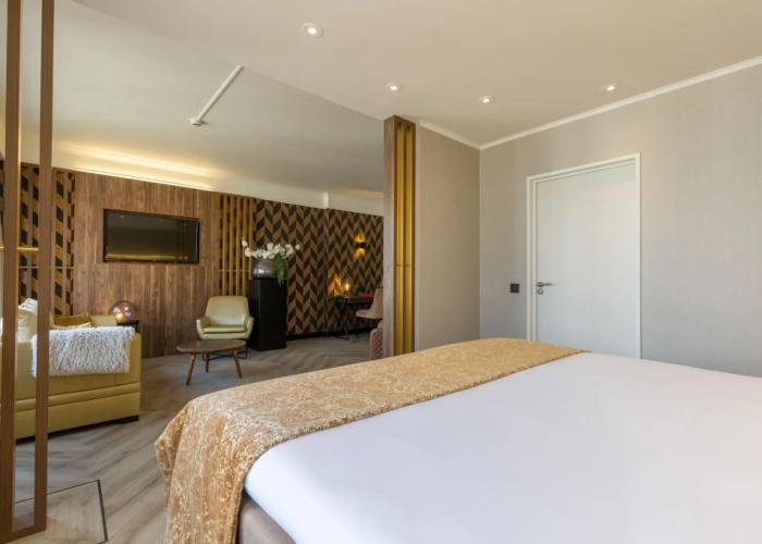 Leonardo Hotel Antwerp The Plaza