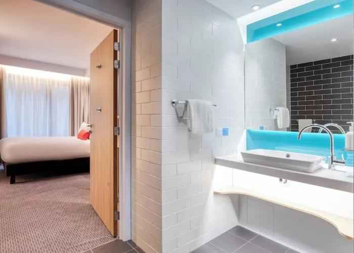 Holiday Inn Express Antwerp - City Centre, an IHG Hotel