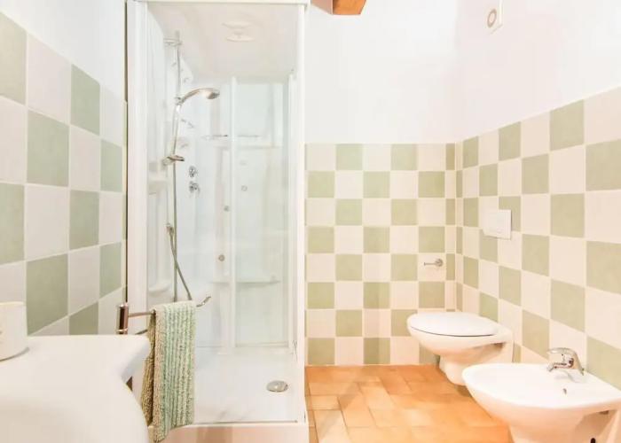 Agriturismo in the Appenines with Covered Swimming Pool & Hot Tub