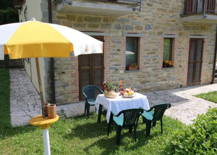 Mansion in Apecchio With Pool