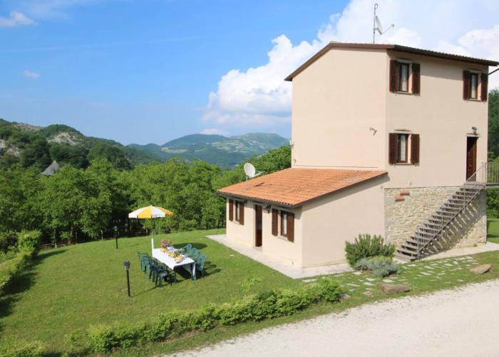 Cottage in the Marche With Private Garden