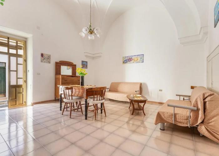 3836 Da Donatuccia by Barbarhouse