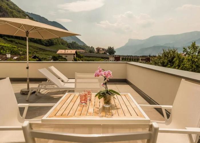 Hidalgo Suites & Restaurant
