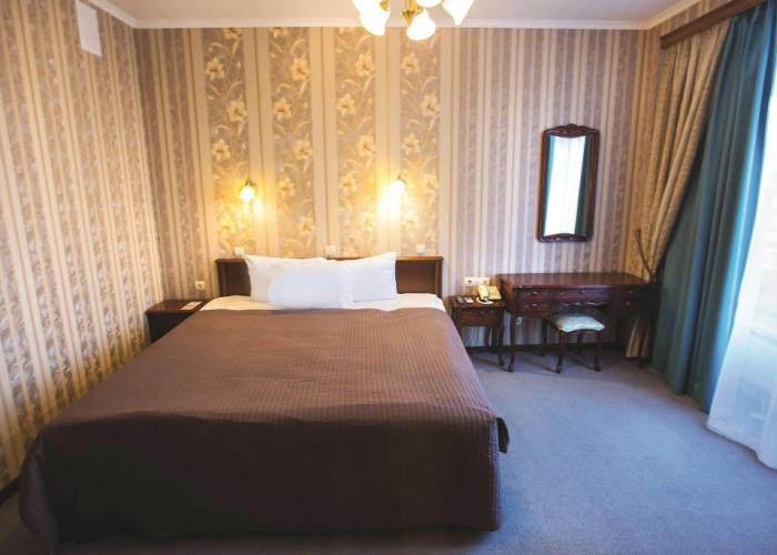 Hotel Dnipro