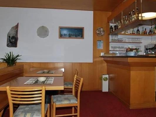 Hotel Mae'