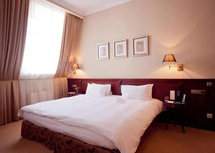 Opera Hotel
