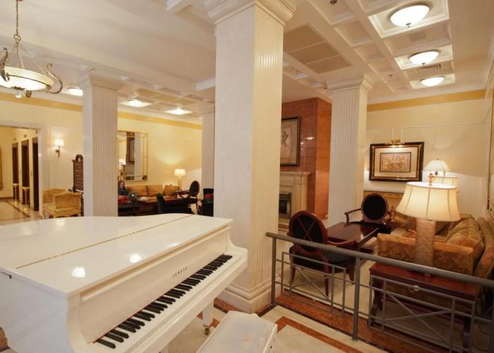 Opera Hotel