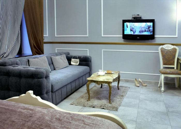 Theatre Boutique Apart-Hotel