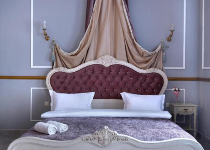 Theatre Boutique Apart-Hotel