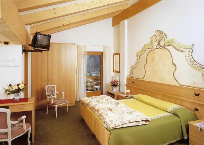 Latemar Hotel Suites & Spa