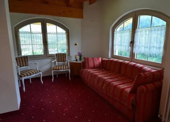 Latemar Hotel Suites & Spa
