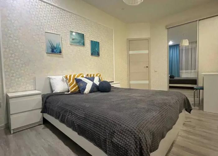 Goluboye Nebo na Shosseynoy, Yana Apart Apartments