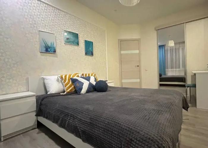 Goluboye Nebo na Shosseynoy, Yana Apart Apartments