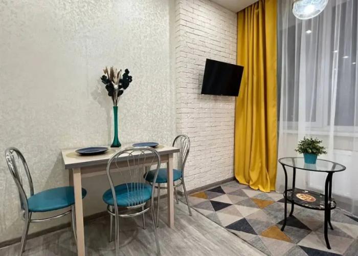 Goluboye Nebo na Shosseynoy, Yana Apart Apartments