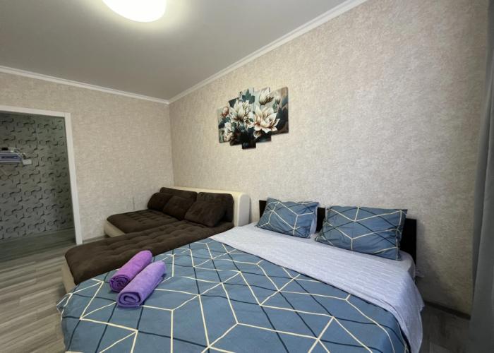 Dargrad s Balkonom Flat