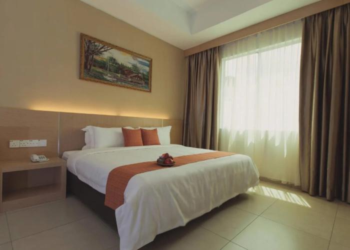 Paragon Lutong Hotel