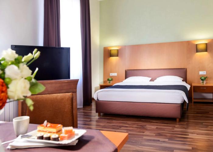 Greguar Hotel & Apartments