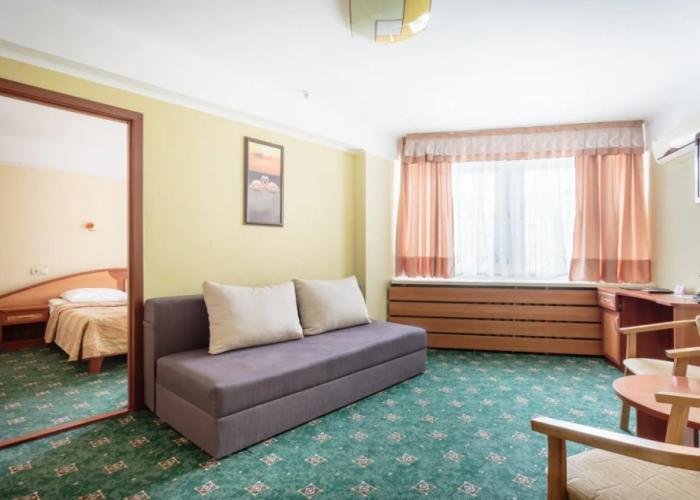Tourist Hotel