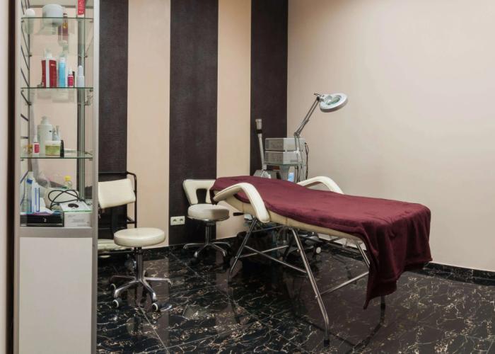 Tourist Hotel