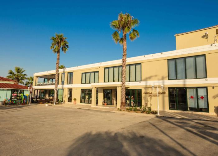 Robolla Beach Apart Hotel