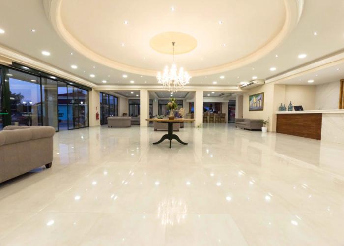 Robolla Beach Apart Hotel