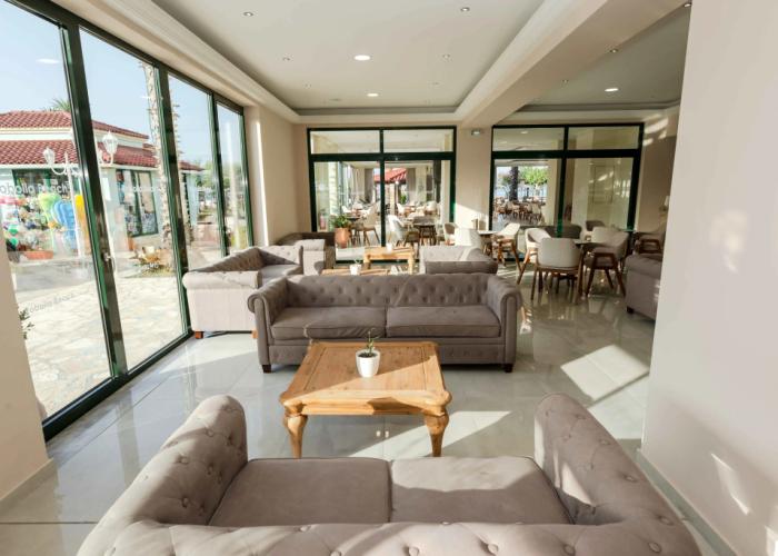 Robolla Beach Apart Hotel