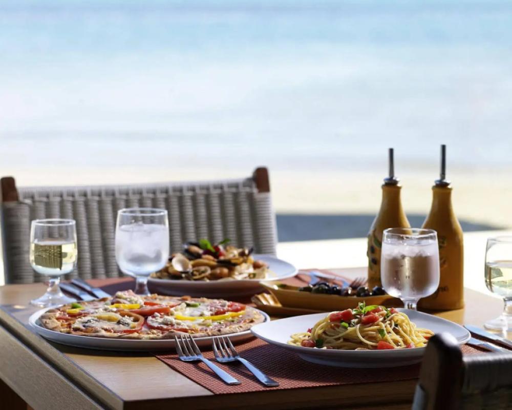 фото Roda Beach Resort & Spa