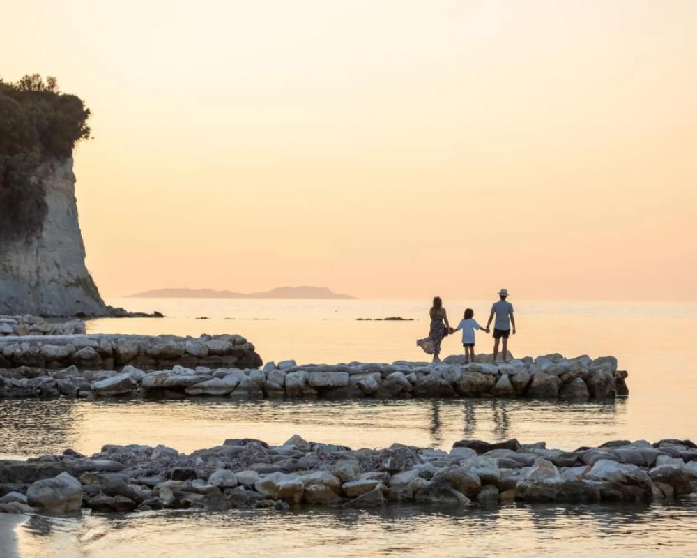 фото Roda Beach Resort & Spa
