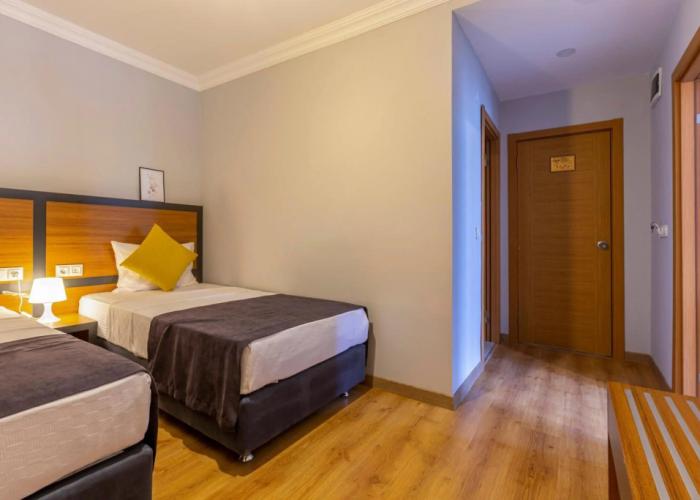 Roda Beach Resort & Spa