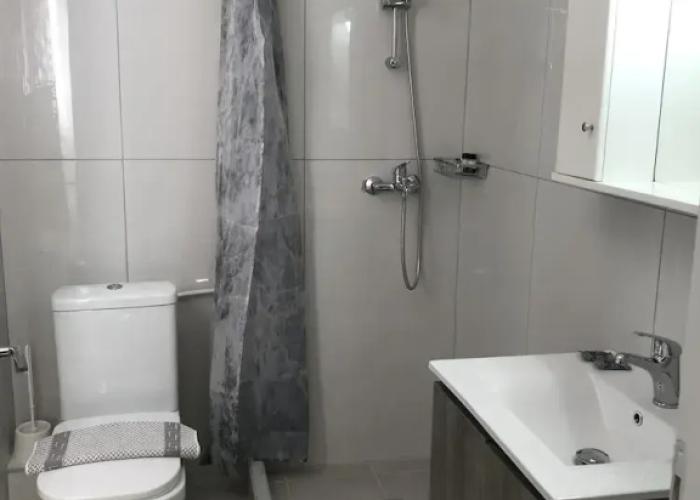 Room-banos Apartment 2 bed Rooms and Swi