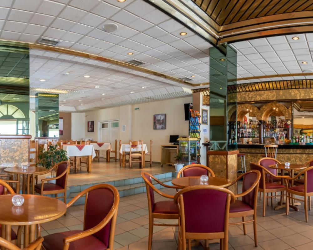 фото Aphrodite Beachfront Roda